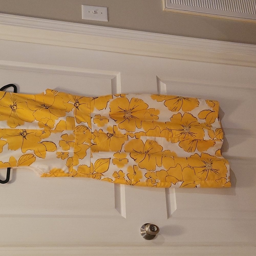 Jessica Howard Yellow and White Floral Ruffle Sheath Dress - Picture 10 of 16